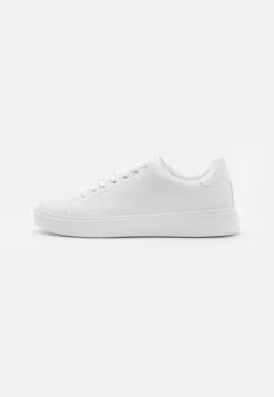 Pier One UNISEX - Sneaker Low - White