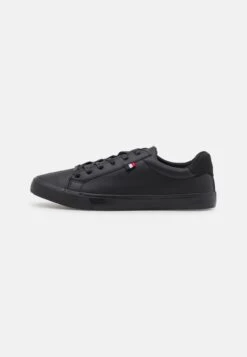 Pier One UNISEX - Sneaker Low - Black