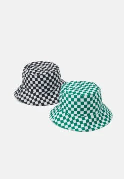 Pier One Hut - Black/green